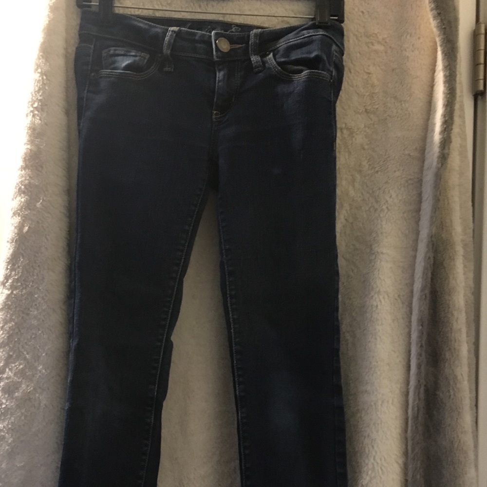 Dark blue American eagle jeans